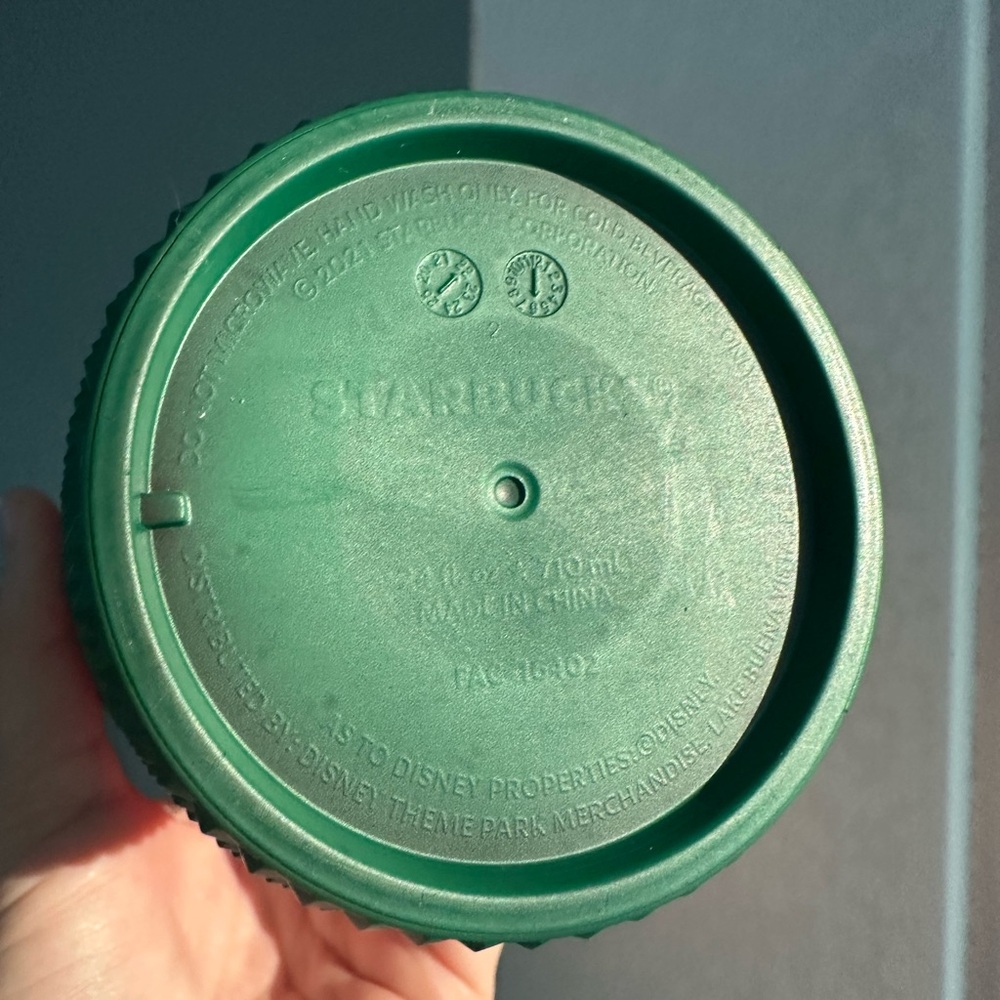 Starbucks Walt Disney World 2022 Christmas Tumbler 🎄 - Picture 3 of 6